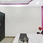 Hotel O Lotus