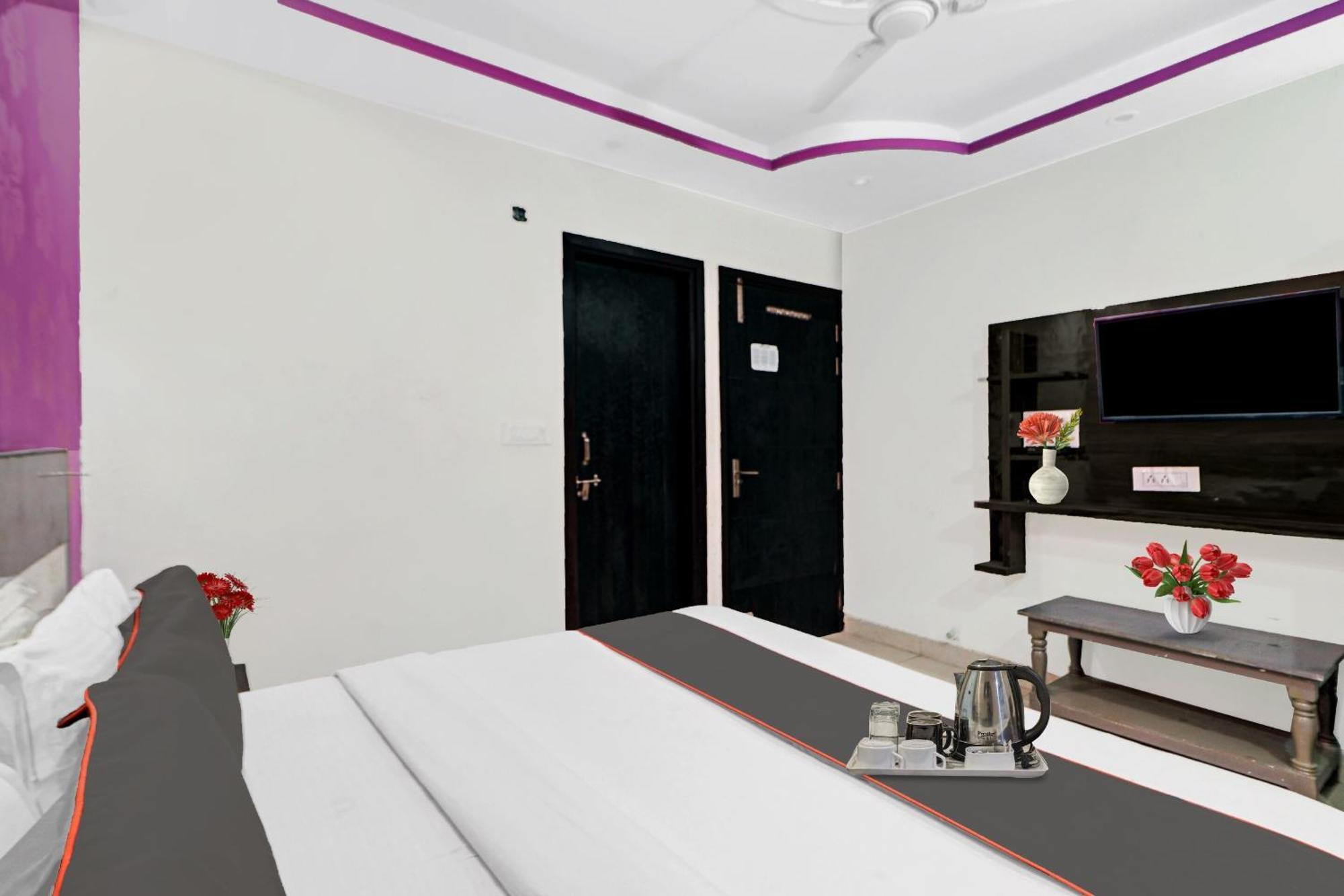 Hotel O Lotus